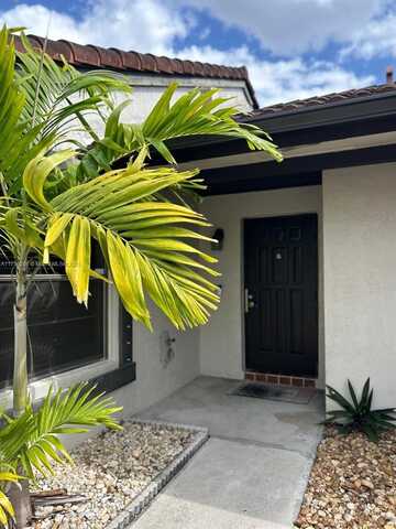 15065 SW 49th Ln, Miami, FL 33185
