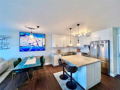 600 NE 36th St, Miami, FL 33137