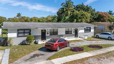 525 NE 132nd Ter, North Miami, FL 33161