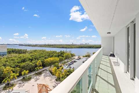 100 Bayview Dr, Sunny Isles Beach, FL 33160