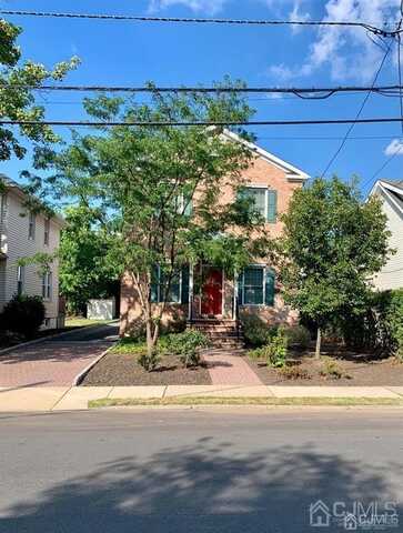 92 Central Avenue, Metuchen, NJ 08840