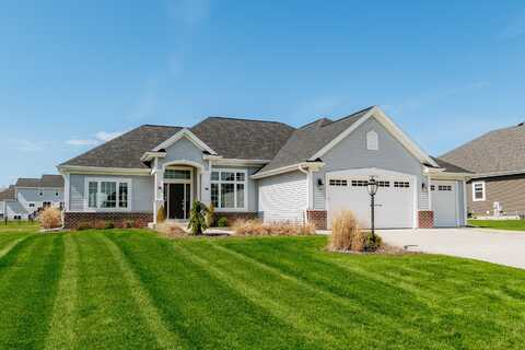 N46w22348 Boxleaf Ln, Pewaukee, WI 53072
