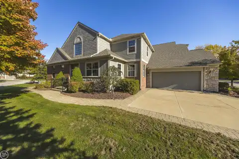 3582 Winding Brook, Rochester Hills, MI 48309