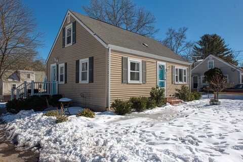 36 Charles Cir, Stoughton, MA 02072