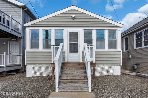 210 Porter Avenue, Seaside Heights, NJ 08751