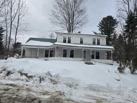 15 Knapp Street, Wilton, ME 04294