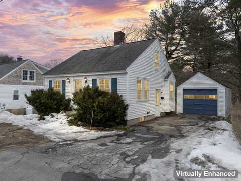 52 Tilton Avenue, Kittery, ME 03904