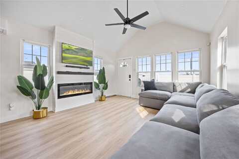 515 Beach 43rd Street, Far Rockaway, NY 11691