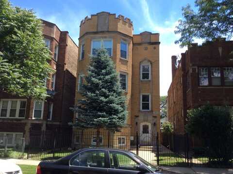 6429 N Claremont Avenue, Chicago, IL 60645