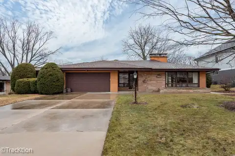 3825 Wilcox Avenue, Downers Grove, IL 60515