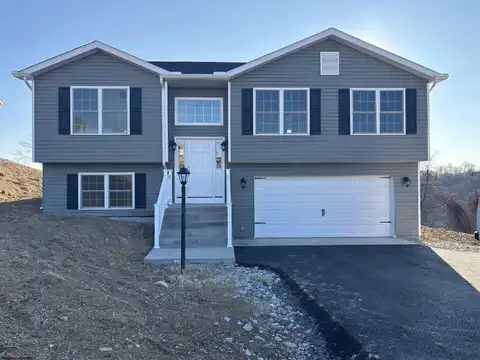 261 Charolais Circle, Fairmont, WV 26554