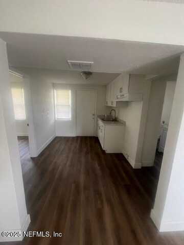 1334 BARNETT Street, Jacksonville, FL 32209