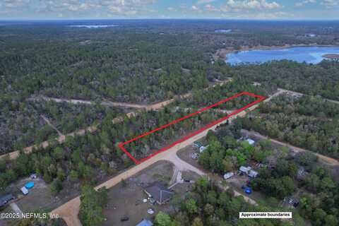 120 ADRIAN Avenue, Interlachen, FL 32148