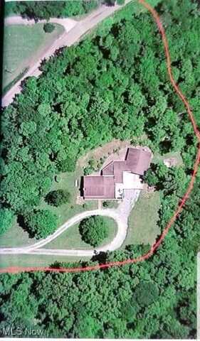225 Homestead Drive, New Concord, OH 43762