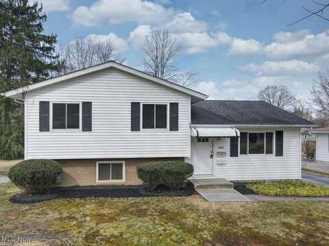 1062 Terrell Drive, Akron, OH 44313