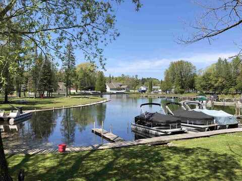 7838 Lagoon, Alanson, MI 49706