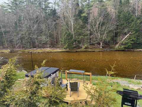 664 Main Street, Franconia, NH 03580