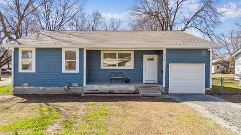 517 W Clyde Avenue, Vinita, OK 74301