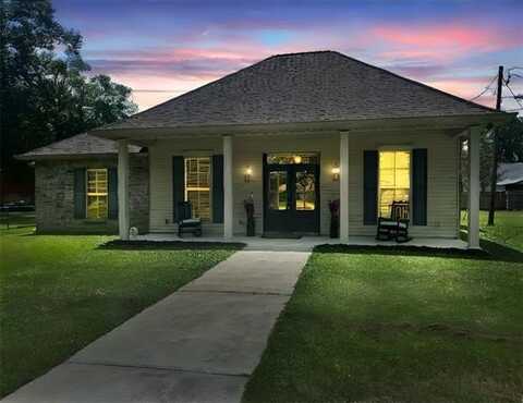 39224 OAK Street, Pearl River, LA 70452