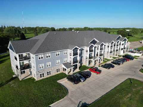 201 SUNRISE PARK RD, Storm Lake, IA 50588