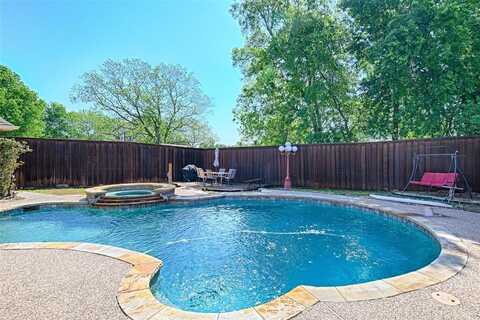 1402 O Shannon Lane, Garland, TX 75044