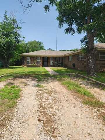 1500 Nugent Street, Bowie, TX 76230