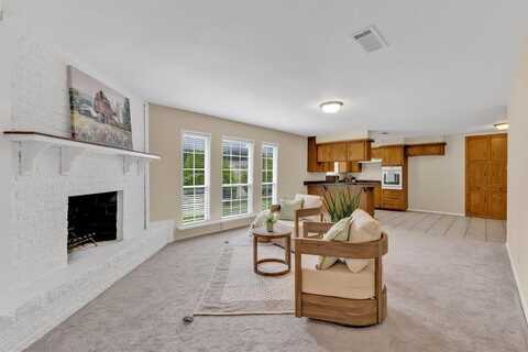801 Eastcliff Drive, Euless, TX 76040