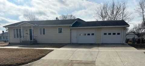 107 E 3rd St, Laurel, NE 68745