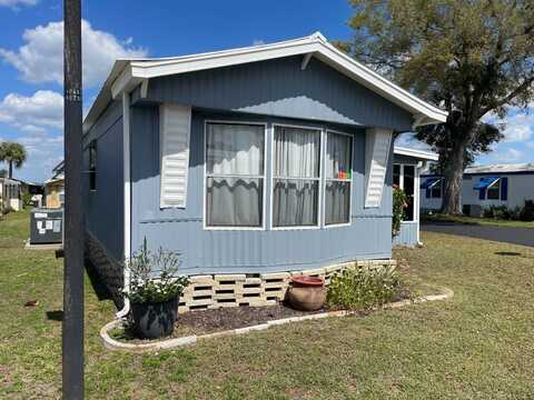 477 Lake Henry Circle, Winter Haven, FL 33881