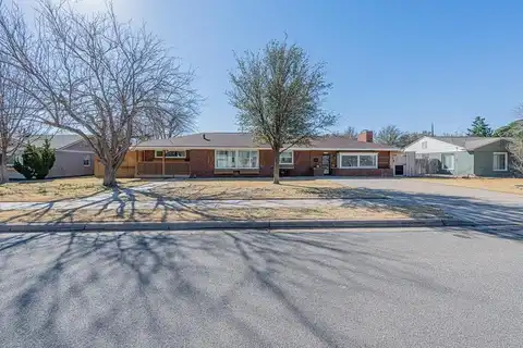 1207 Kansas, Midland, TX 79705