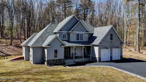 110 Decker Creek Drive, Hawley, PA 18428