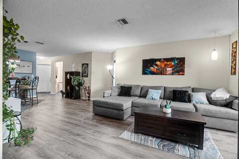 4161 Coral Tree Cir, Coconut Creek, FL 33073