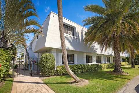 2743 NE 28th Ct, Lighthouse Point, FL 33064