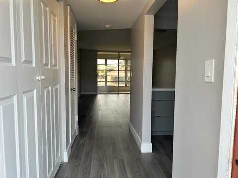 8080 N Sunrise Lakes Dr, Fort Lauderdale, FL 33322