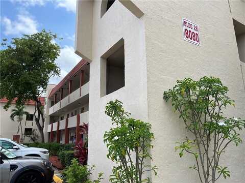 8080 N Sunrise Lakes Dr, Fort Lauderdale, FL 33322