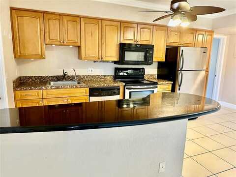 2190 SE 5th St, Pompano Beach, FL 33062