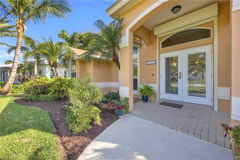 1355 Plato Court, Vero Beach, FL 32963