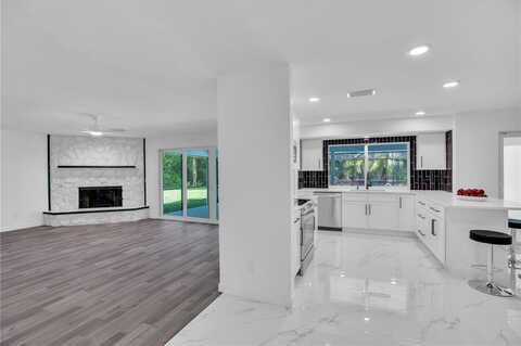 4384 2nd Square SW, Vero Beach, FL 32968