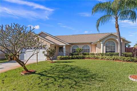 917 NE Maranta Terrado, Jensen Beach, FL 34957