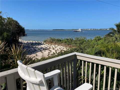 5626 SE Schooner Oaks Way, Stuart, FL 34997