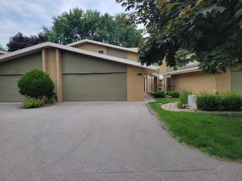 1237 W NICOLET Circle, APPLETON, WI 54914