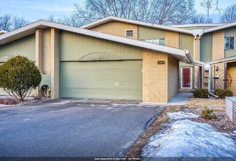 1237 W NICOLET Circle, APPLETON, WI 54914