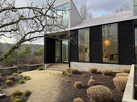 9808 N EDISON ST, Portland, OR 97203