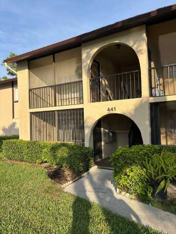 441 Pine Glen A1 Lane, Greenacres, FL 33463