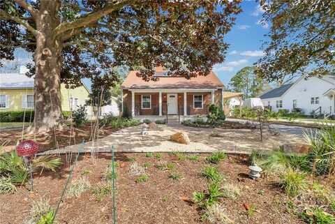 228 E 60th Street, Savannah, GA 31405
