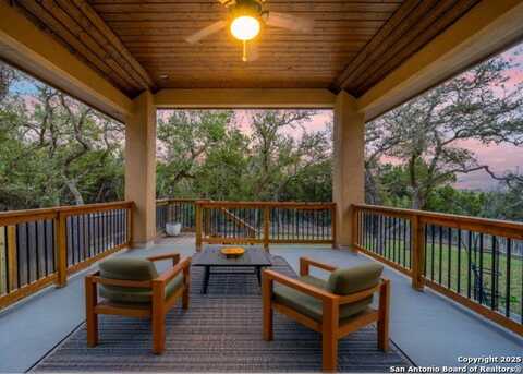 12 Mariposa Pkwy, Boerne, TX 78006