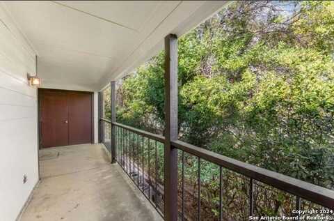 2542 Babcock Rd, San Antonio, TX 78229