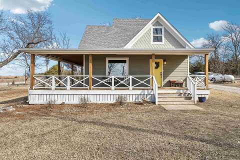 9090 101st Rd, Winfield, KS 67156