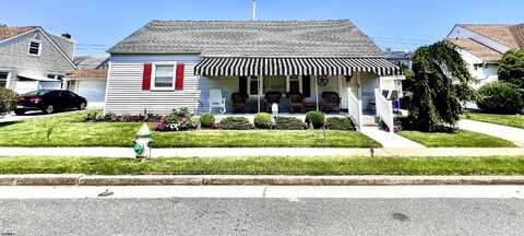 411 N Delavan Ave, Margate City, NJ 08402