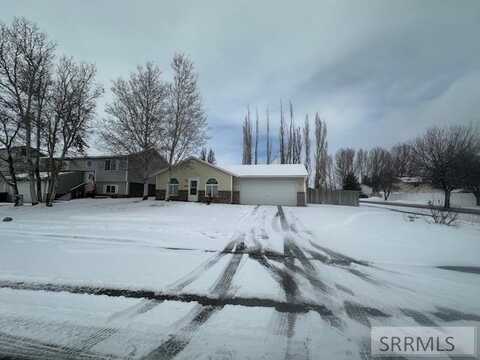 2832 Pam Street, Idaho Falls, ID 83402